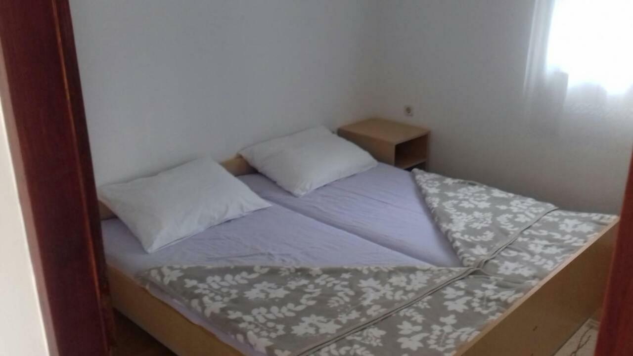 Apartmani Misak Vrsi Exterior foto